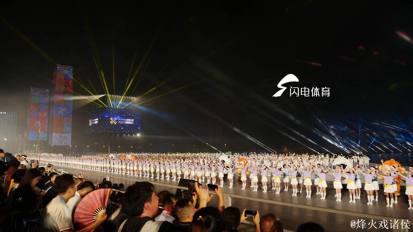 “牵手世运 点燃梦想” 成都世运会火炬传递在三星堆启动 “牵手世运 点燃梦想” 成都世运会火炬传递在三星堆启动